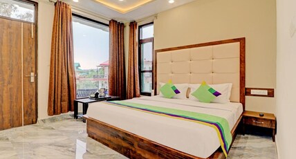 The Ortus Residency Room Type - Standard Room with Balcony