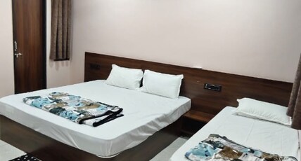 Sunday Homestay Room Type - Three bed room