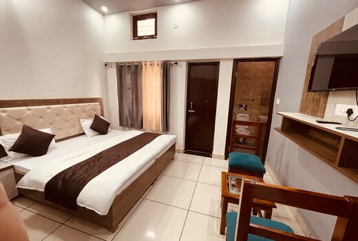 Vishram Home Staty