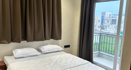 LEO Deluxe and Suite Room Room Type - Suite Room