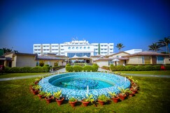 Hotel Holiday Resort