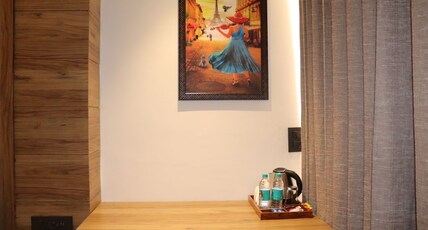 Click Inn Express Room Type - Deluxe Room