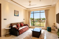 Orya Mayukhi Stylish 2 BHK near airport and temple