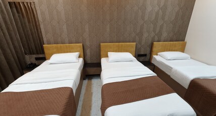 Hotel Kashiba's Room Type - Deluxe Executive Triple Bed