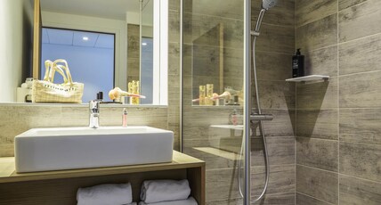 Ibis Styles Montpellier Aeroport Parc Des Expos Room Type - Standard Room with a double bed