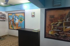 Trinetra inn homestay