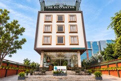 The Eco Satva (Vegetarian with all Options)