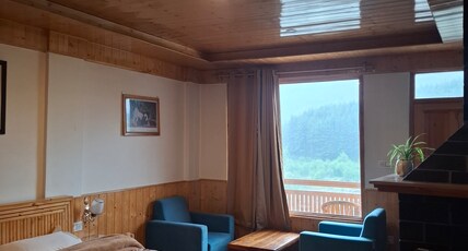 Stoneage Room Type - Family Suite
