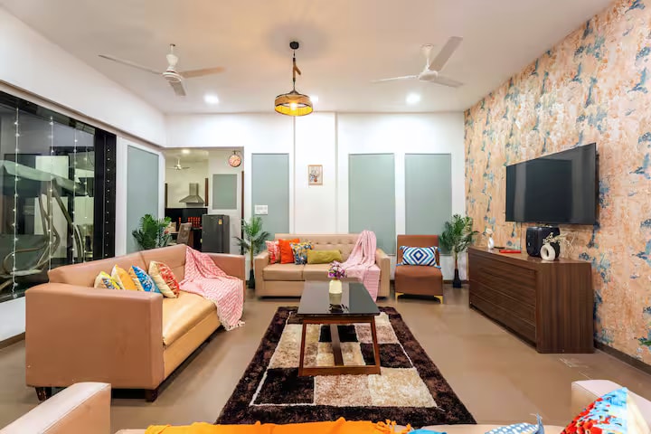 IrisWood 4BHK with Pvt Pool by Tensor Stays - Tap to explore photos