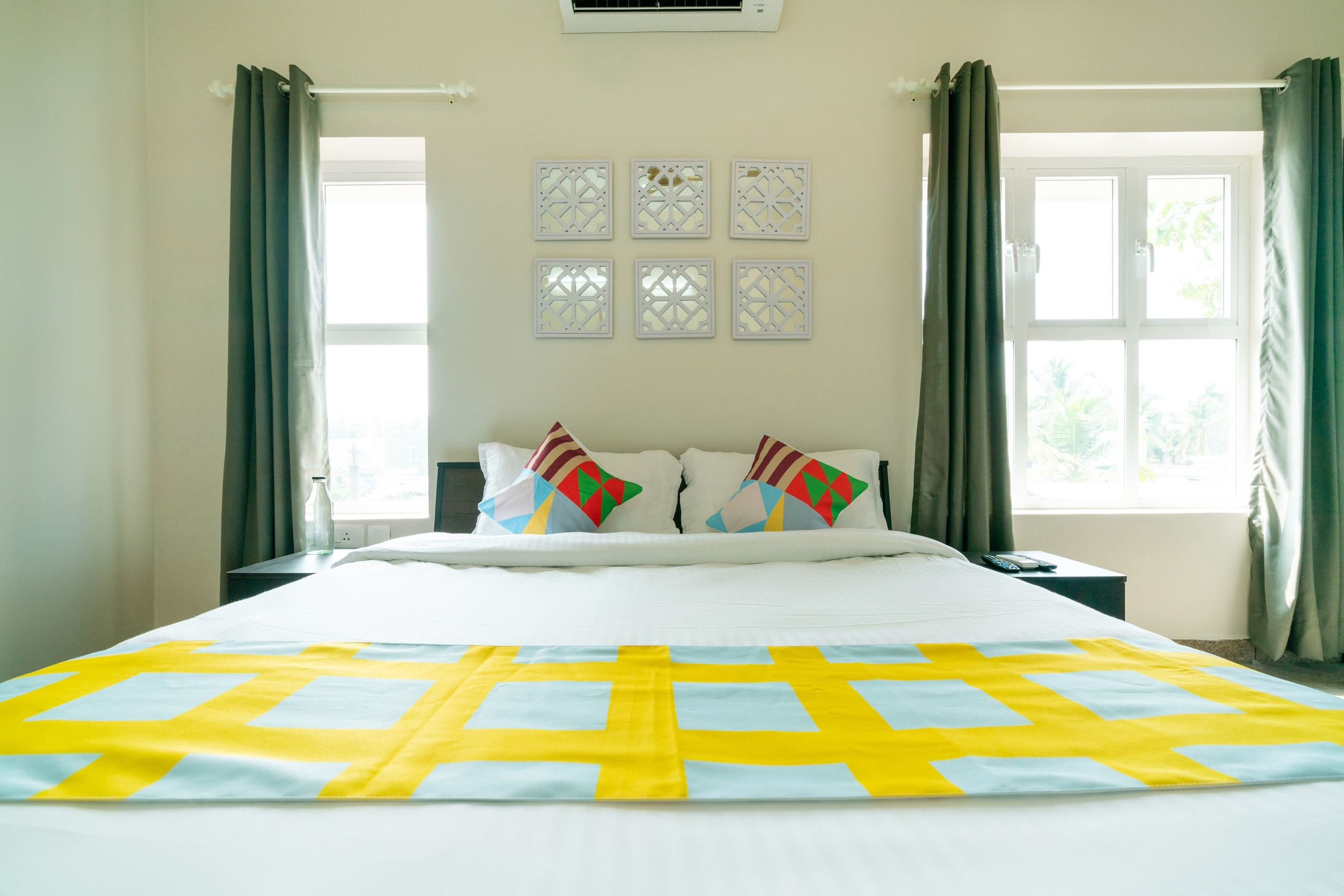 Super Hotel O Elegant KINGS PARK RESIDENCY - Tap to explore photos