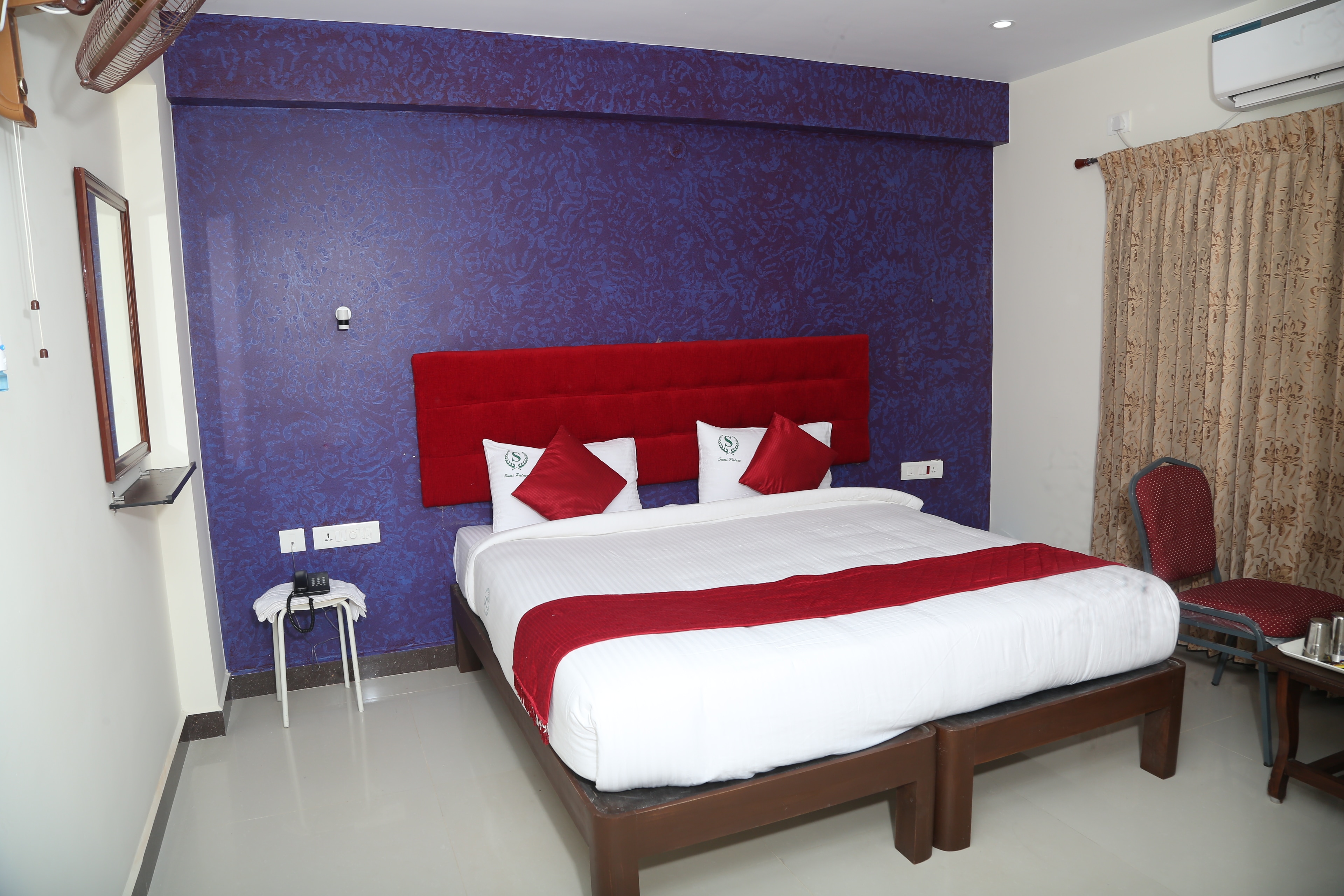 Hotel Tawfeeq Palace - Tap to explore photos