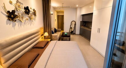 Eloria Stay at Supernova Spira Room Type - Bedroom 1