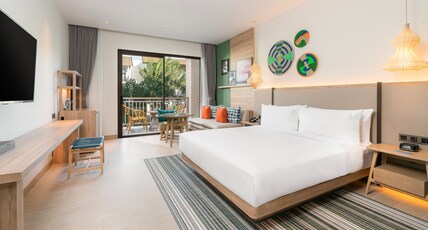 Holiday Inn Resort Samui Bophut Beach, an IHG Hotel Room Type - 1 King Standard Balcony
