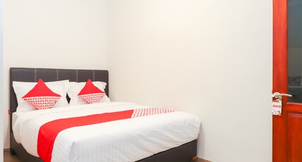 Hotel O Axl Residence Room Type - Indonesia Standard Double