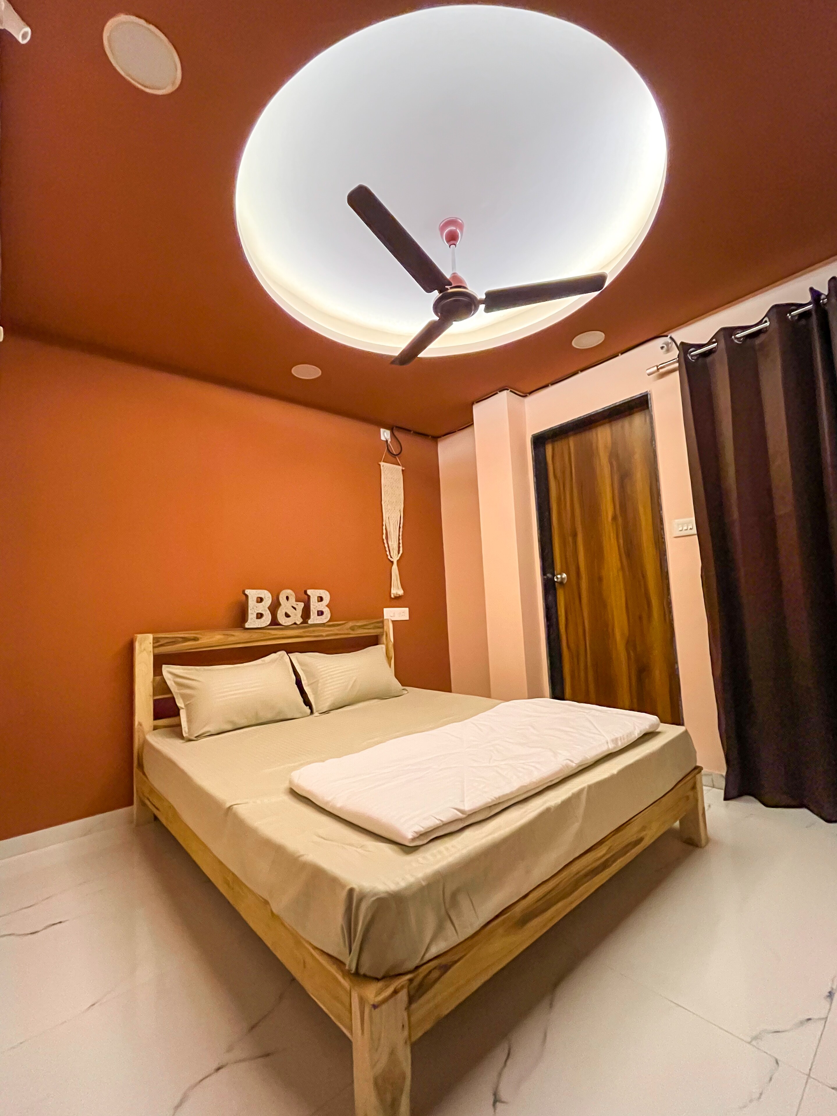 Zoscape 306 - Airport Entire Private 1.5 BHK - Tap to explore photos