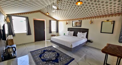 Chandraprabha Sky Jawai Resort Room Type - Suite Cottage With Bathtub