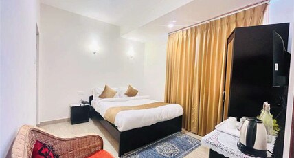 Maplewood Hotel & Spa Room Type - Deluxe Room