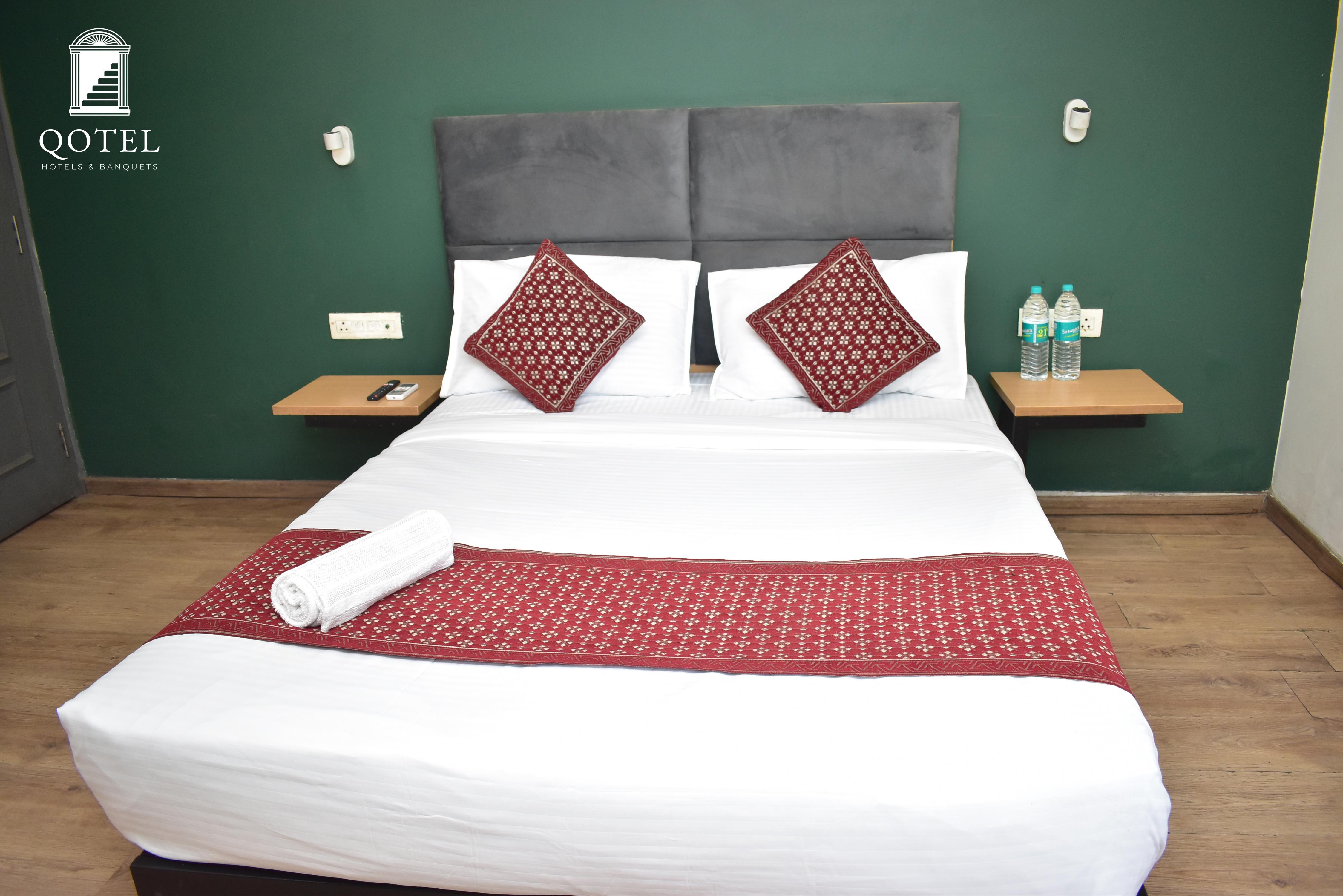 Hotel Grand Arcasia Gagan Vihar East Delhi - Tap to explore photos