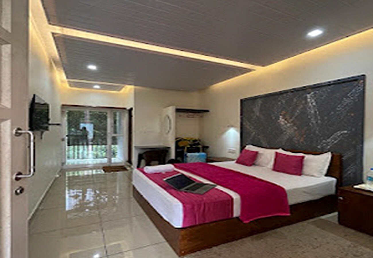 Babys Villa Homestays - Tap to explore photos
