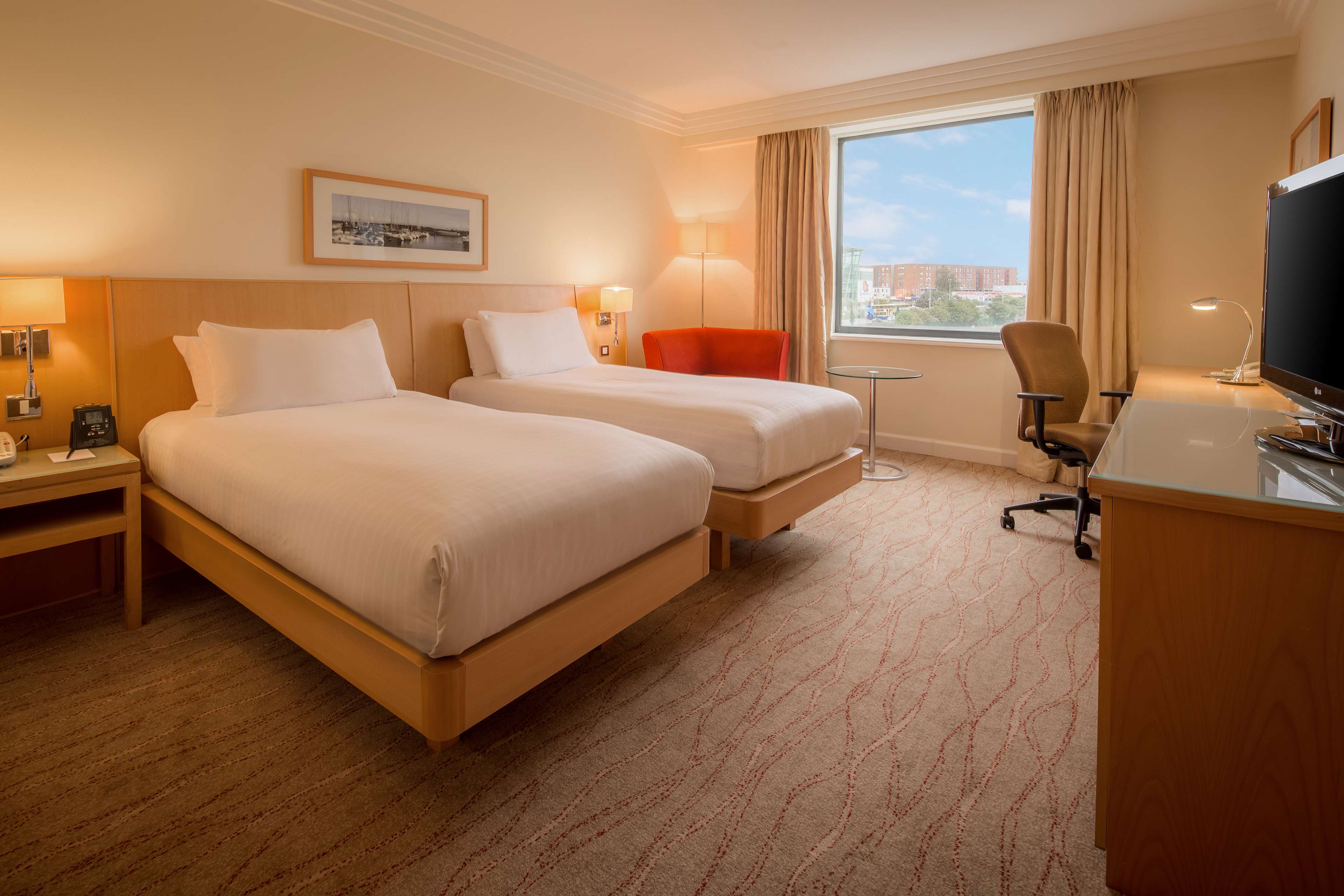 Hilton Dublin Airport - Tap to explore photos