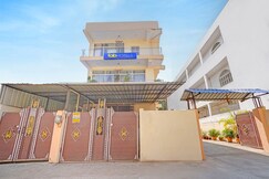 FabHotel The Radium Inn