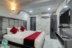 HOTEL LAKE SITE LODGING & BOARDING