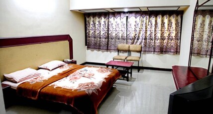 Hotel Sapphire Paradise Room Type - DELUXE ROOMS