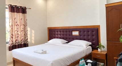 Galaxy Budget Rooms Room Type - Deluxe AC Galaxy Budget Rooms Room Type - Deluxe AC