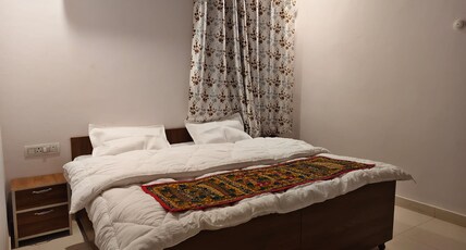 Rishi Van Room Type - Bedroom 3