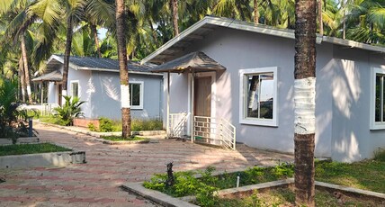AARNA COASTAL RESORT Room Type - KING SIZE DELUX AC ROOM