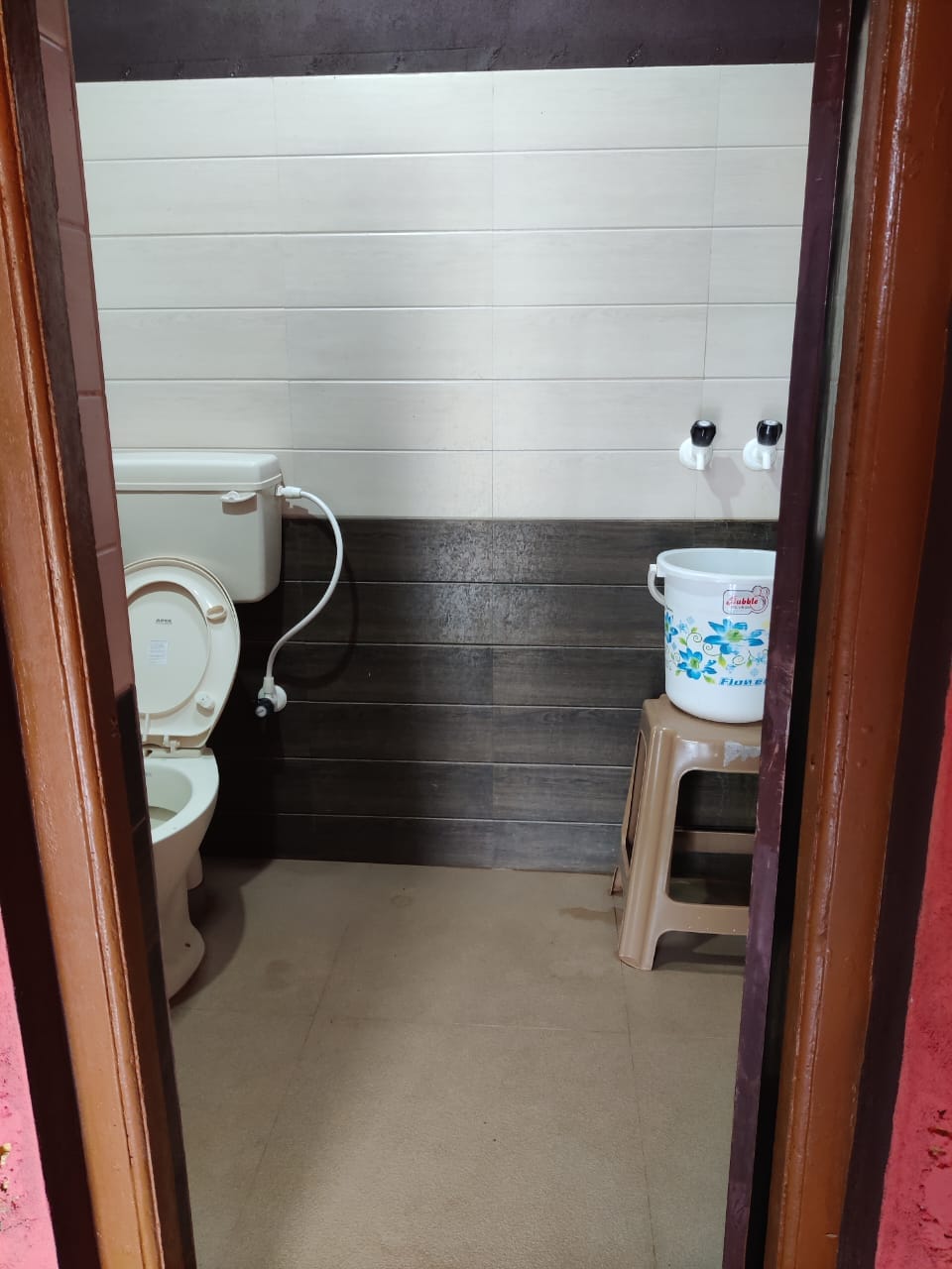 Yeni Homestay - Tap to explore photos
