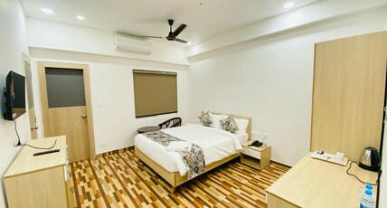 AURIC HOTEL Room Type - DELUXE