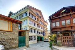 Hotel Marbel - 3 Min walking from Mall Road