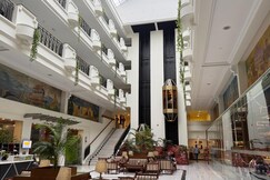 Radha Regent - A Sarovar Hotel