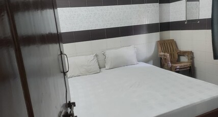 Padmavathi Residency Room Type - AC TRIPLE ROOM