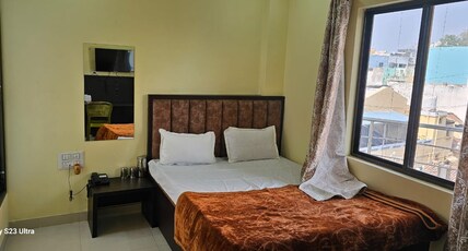 Hotel Shubh Room Type - Premium