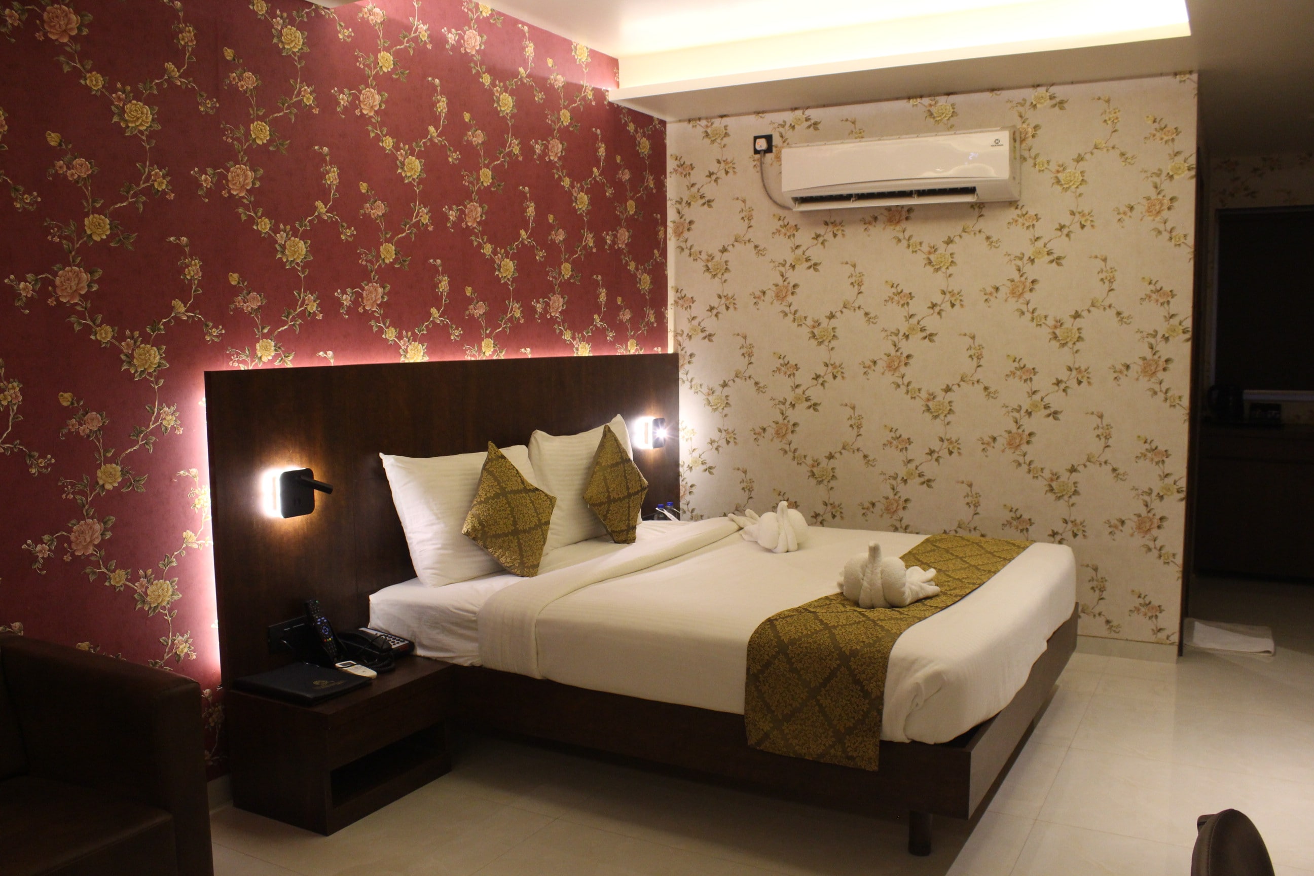 Hotel Madhuban - Tap to explore photos