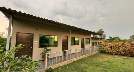 Jaylos Lake Resort and Luxury Tents Room Type - Deluxe AC Room