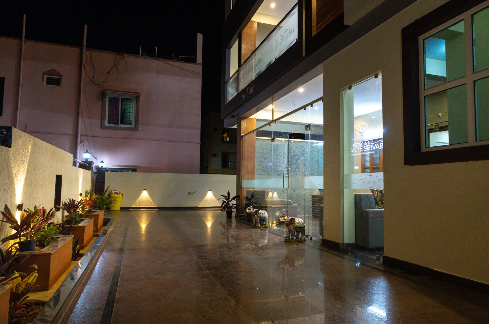 Main gallery