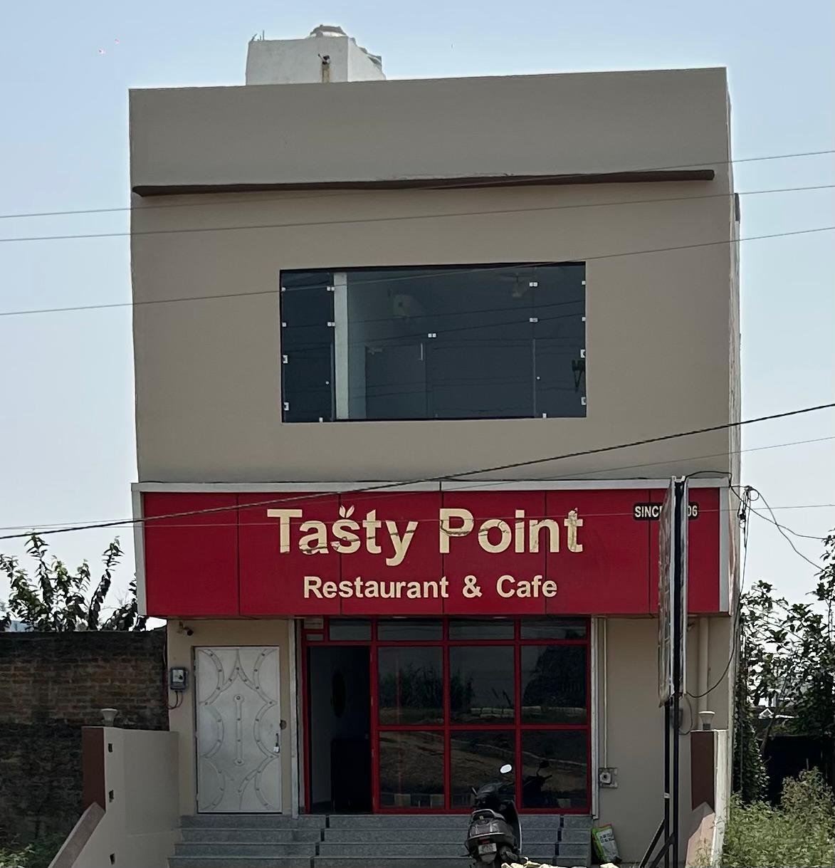 TASTY POINT - Tap to explore photos