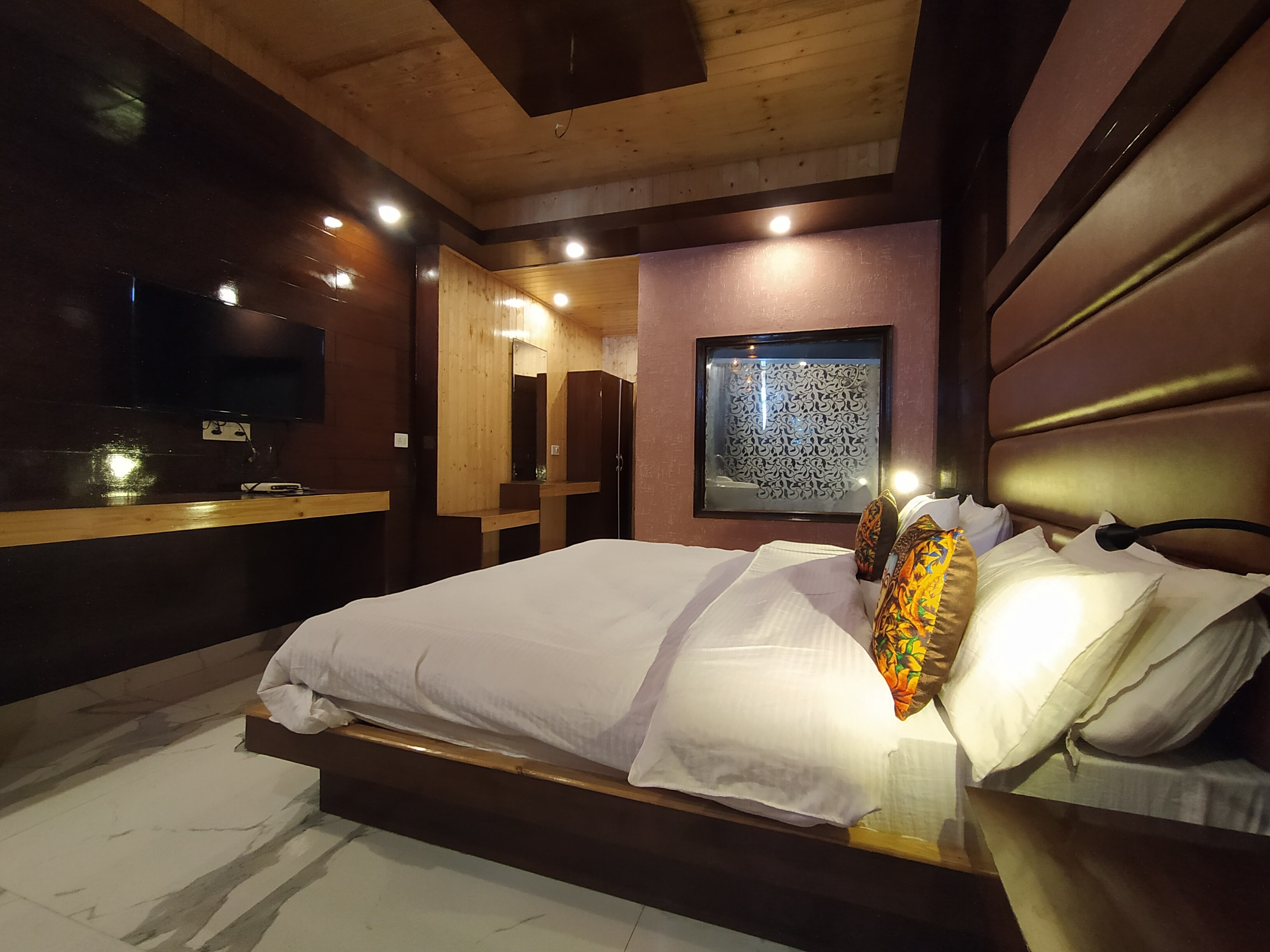 Hotel Atithi - Tap to explore photos