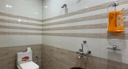 Manjeet Hotel & Restaurant Room Type - Normal Room