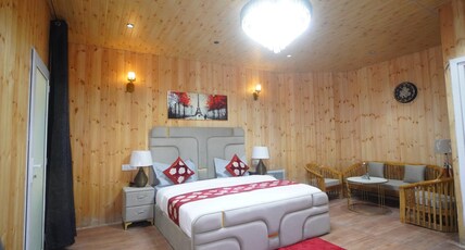 Shiku Glamping Stays Room Type - Family Suite Room Pine Cottage