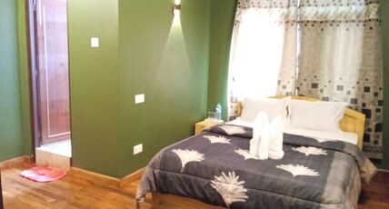 Aurora Guest House | Rooms & Restaurant Room Type - Deluxe Room