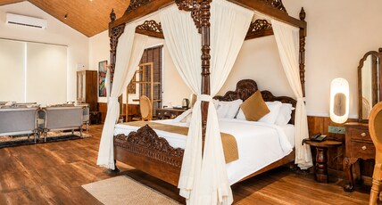 SHREENARAYANEE FARMS AND RESORT Room Type - The Pinecone Suite
