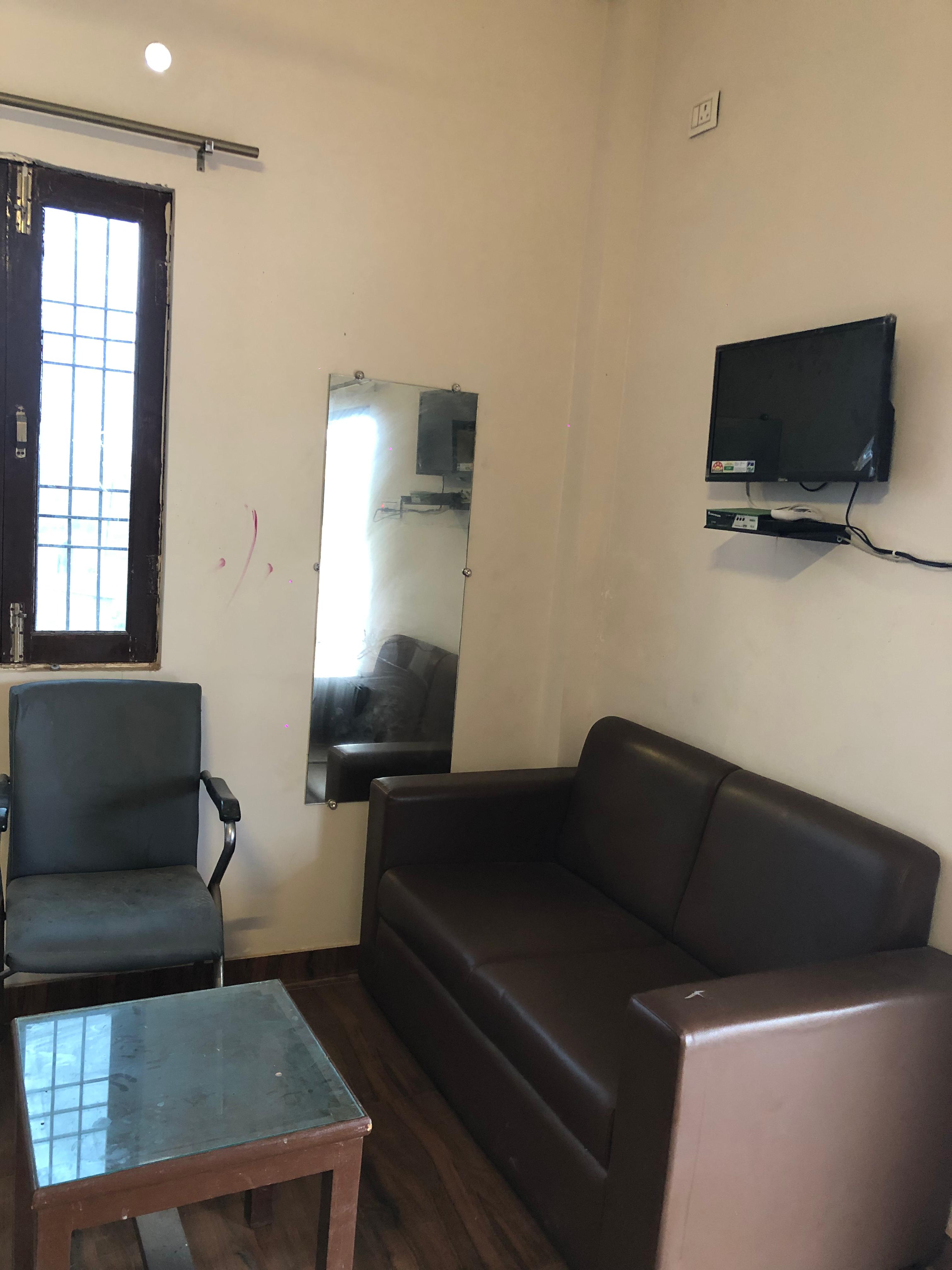 Hotel the meadows - Tap to explore photos