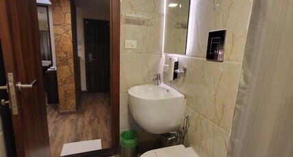 Hotel Maharana Inn Chembur Room Type - Corporate Room