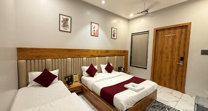 HOTEL UJJAIN PRIDE Room Type - Super Deluxe Room
