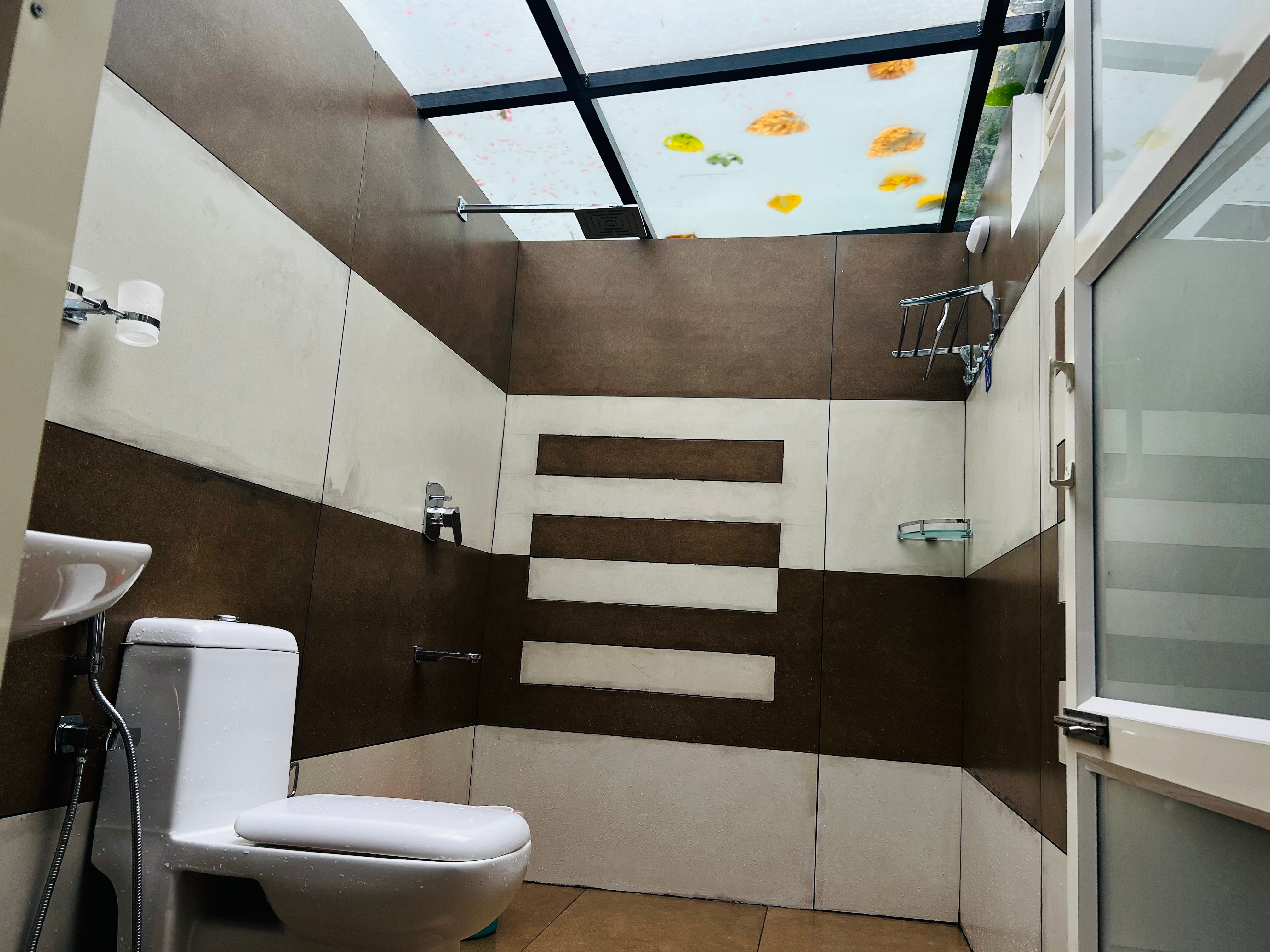 Aida Villa Luxury Stay - Tap to explore photos