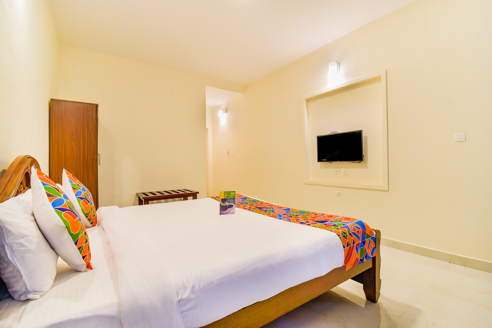 FabHotel Vinu Valley Resorts - Nr. Ketti Valley View Point - Tap to explore photos